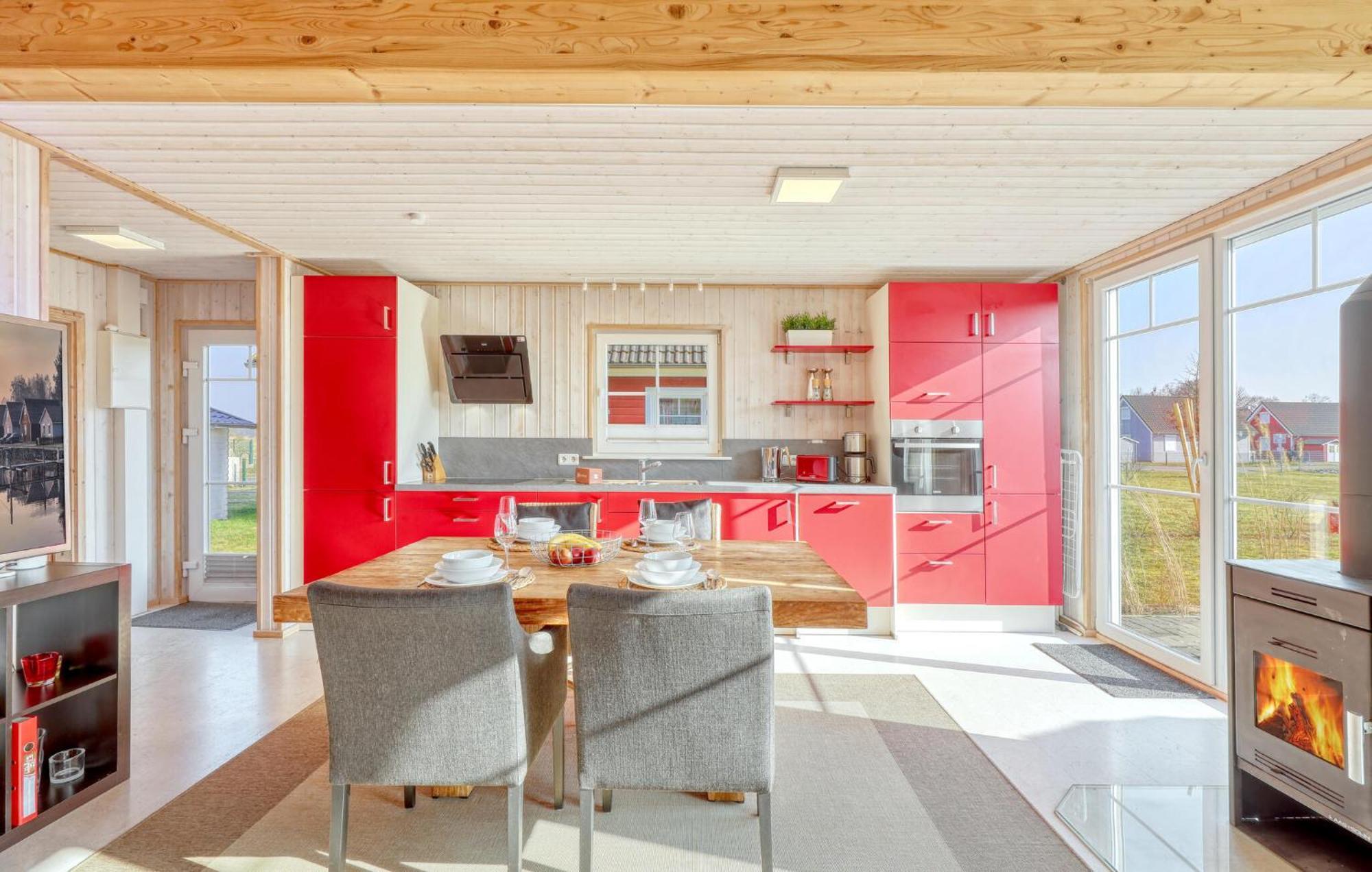 2 Bedroom Stunning Home In Zerpenschleuse Exteriör bild